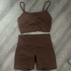brown Lululemon set